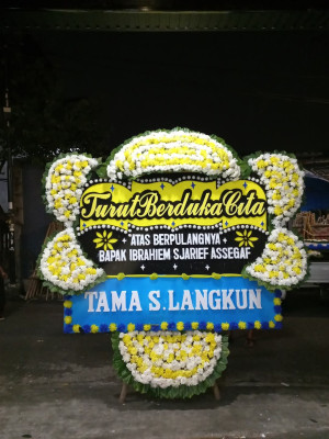 Papan Bunga Duka di Kalimanggis